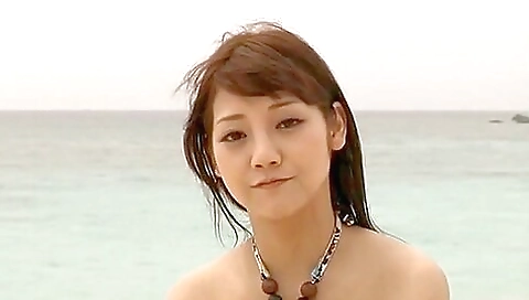 Horny Japanese model Rei Mizuna in Exotic teens 18+, Beach JAV clip