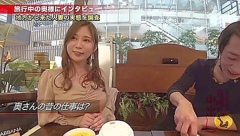 神が宿るJカップ人妻が圧巻パイズリ奉仕しちゃう