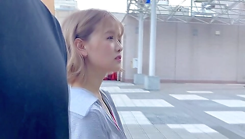 神超え美少女のギャル店員を連れ出してラブラブデート