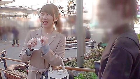 ヤリマンボディの歯科衛生士さんをナンパ即ハメ